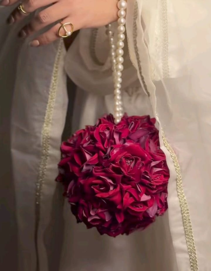 Crochet Flower Crossbody Bag - Pink & White with Pearl Strap